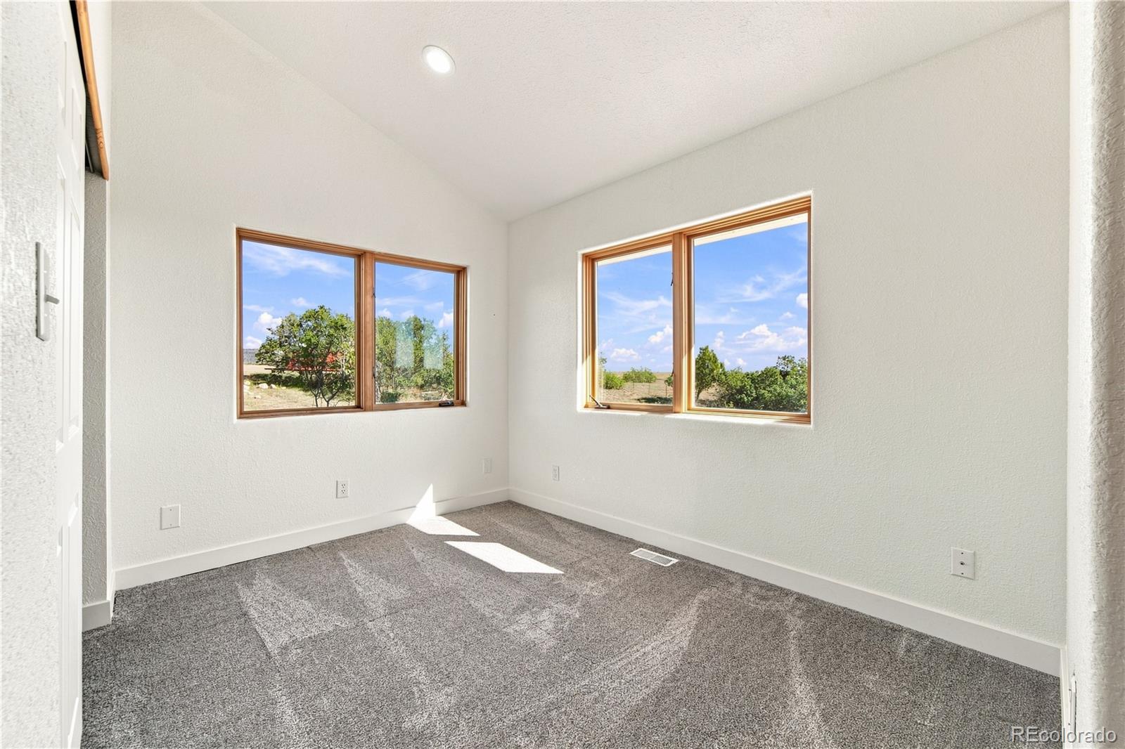 10500 Dodge Rd