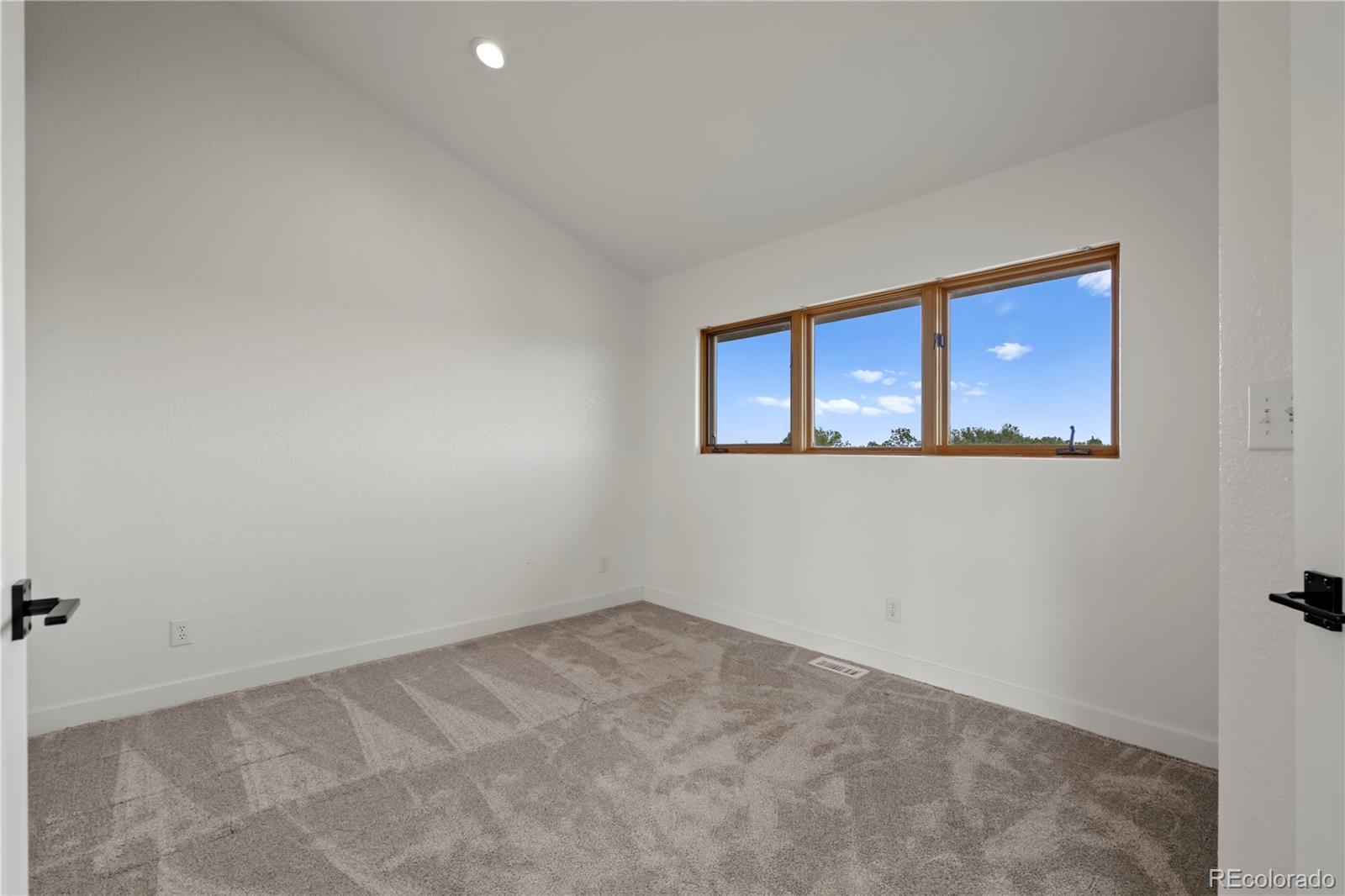 10500 Dodge Rd