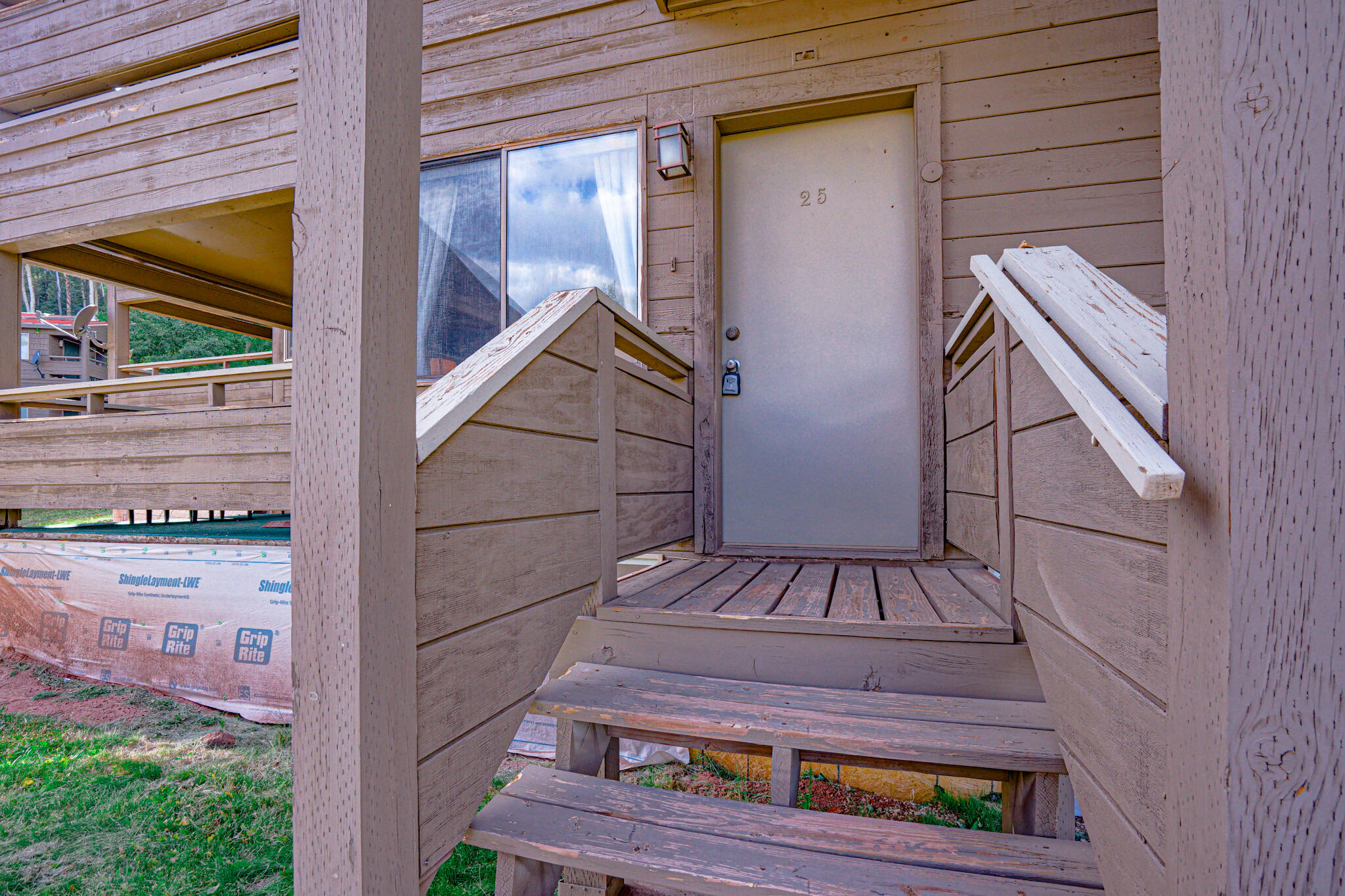 1420 Panadero Ave Unit: 25