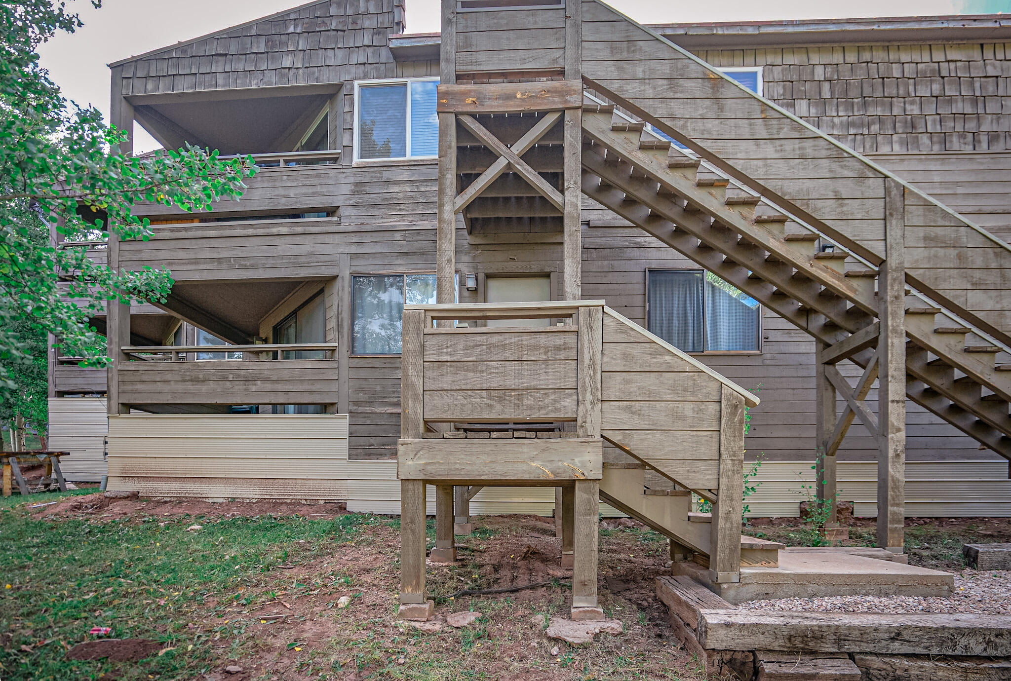 1420 Panadero Ave Unit: 17