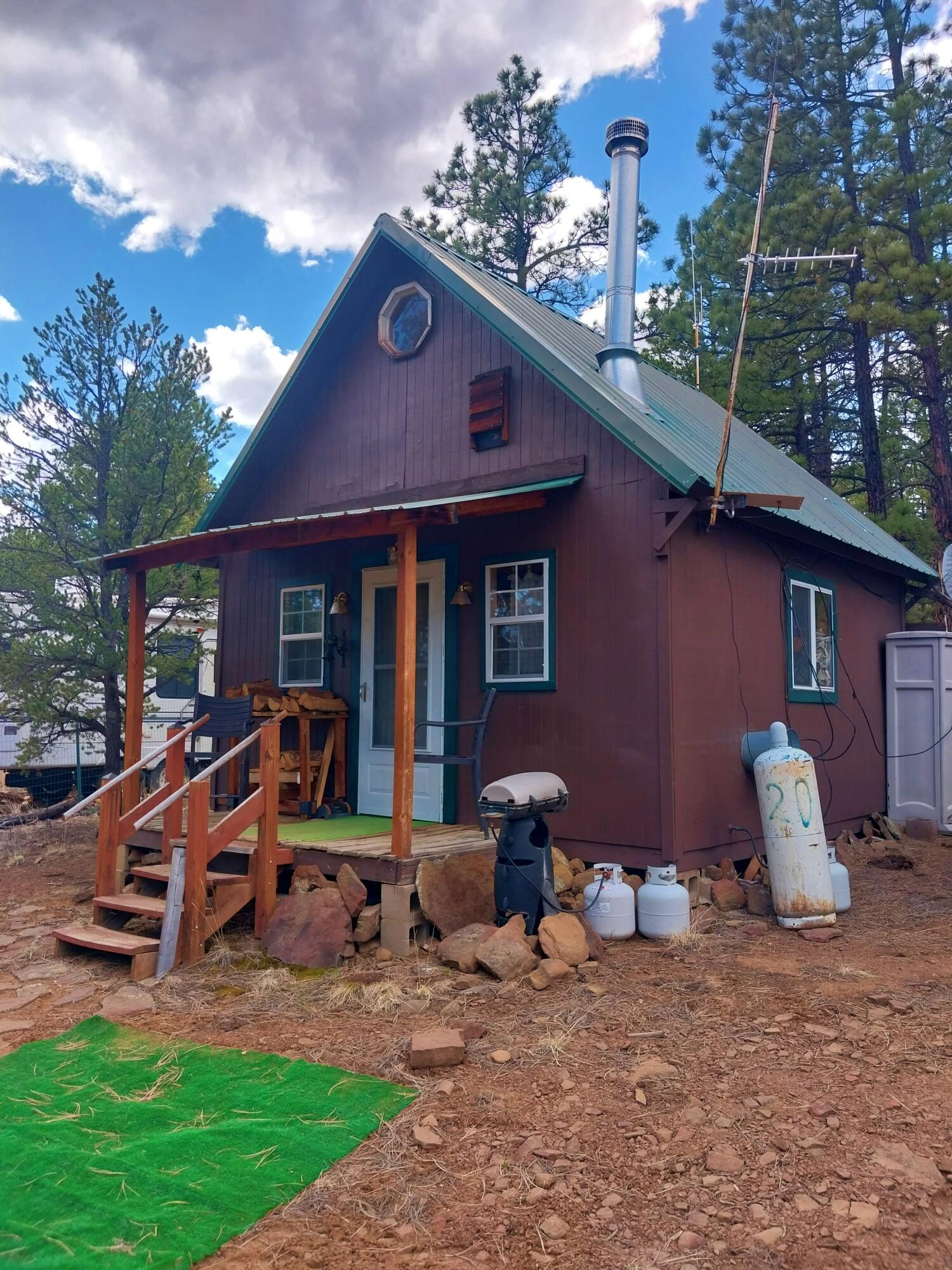 12012 Switchback Rd