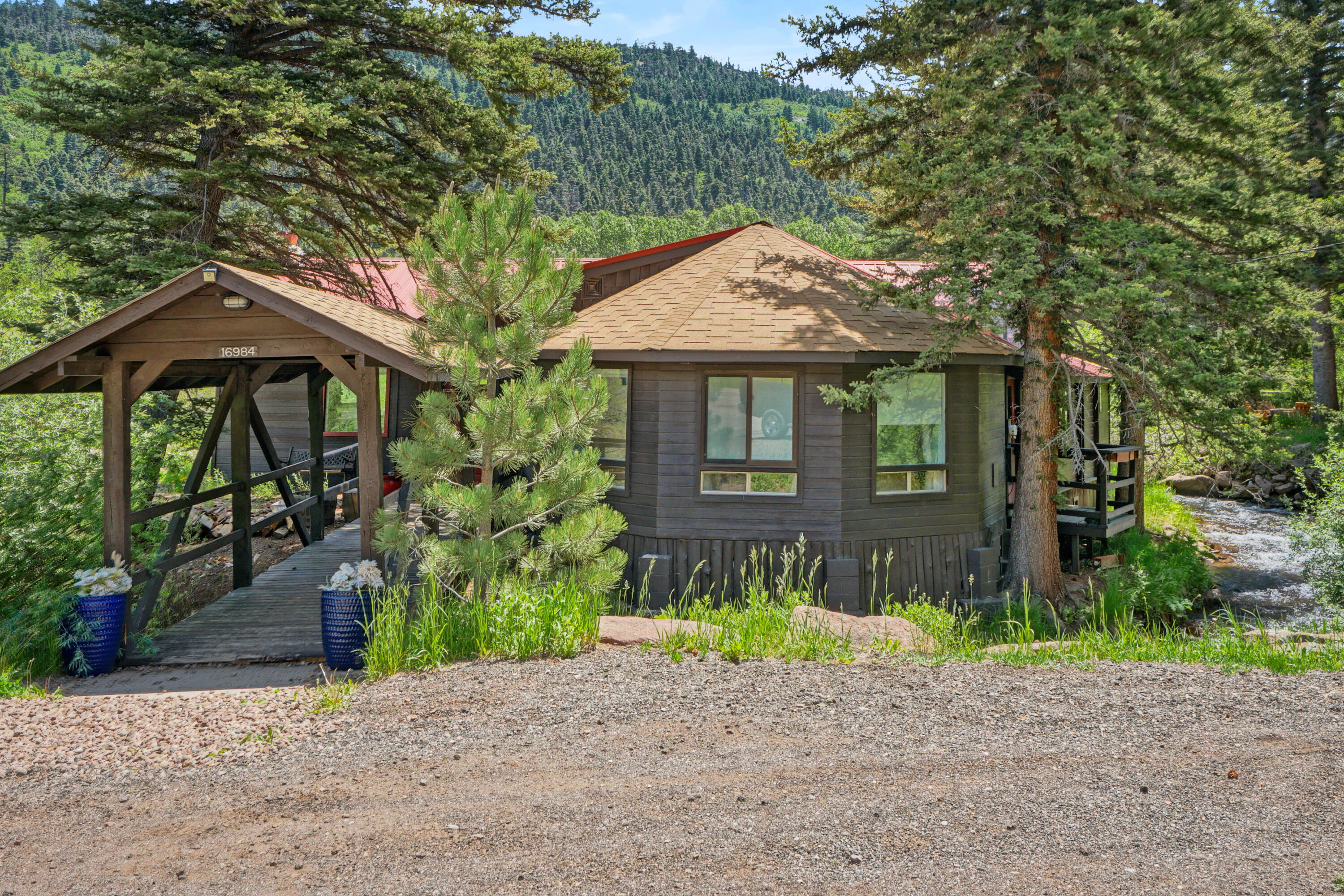 16984 Hwy 12