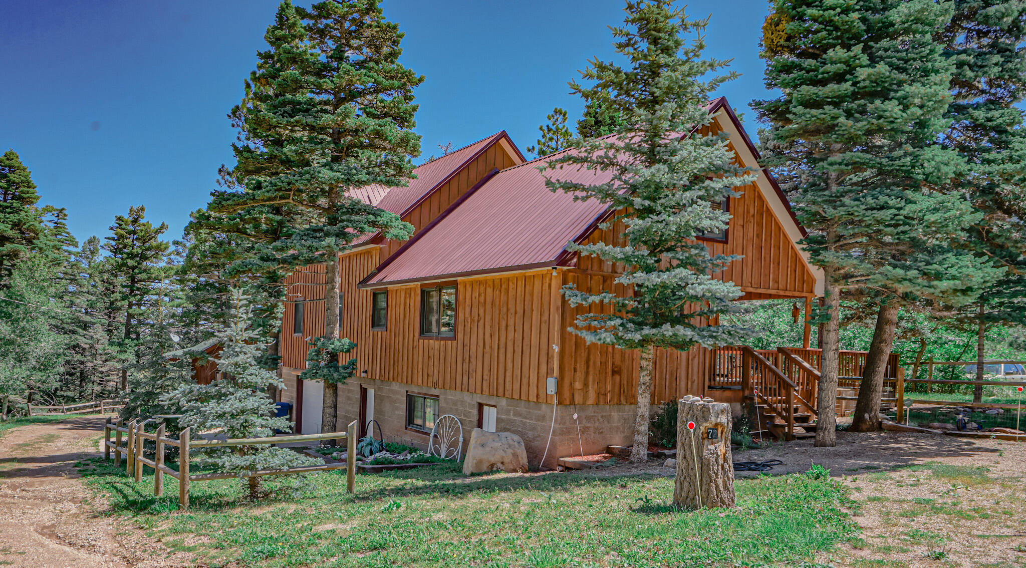 72 Columbine Ave