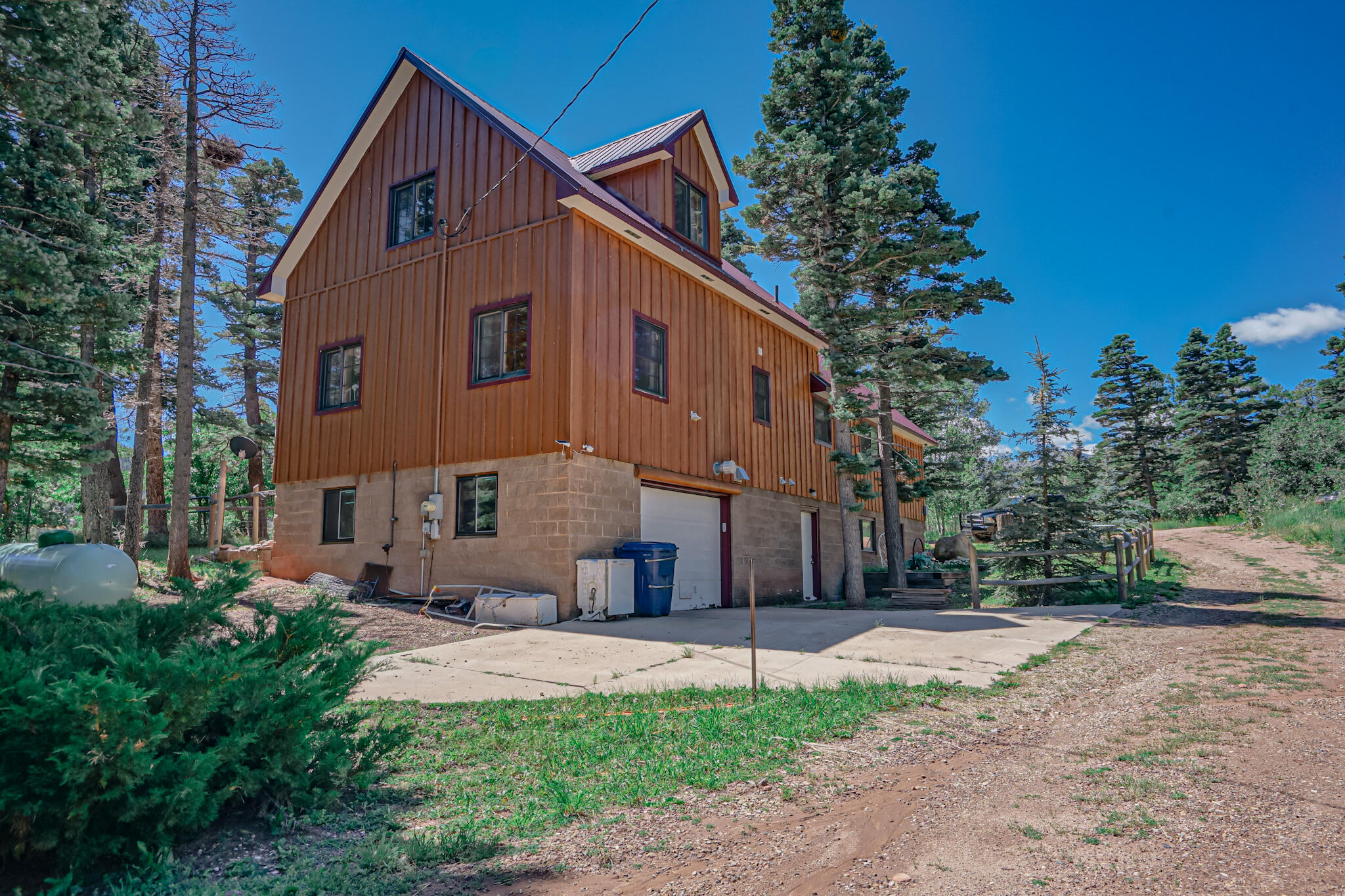 72 Columbine Ave