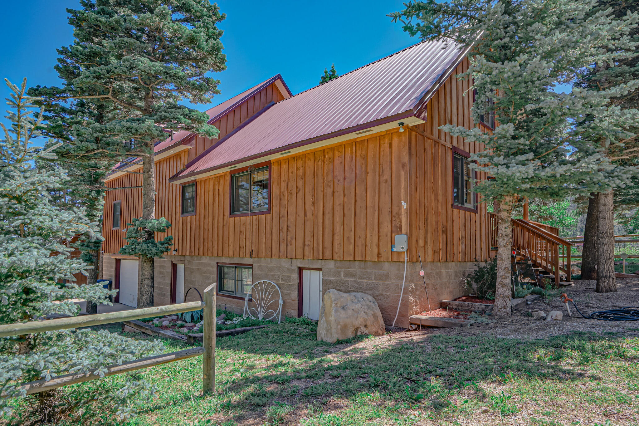 72 Columbine Ave