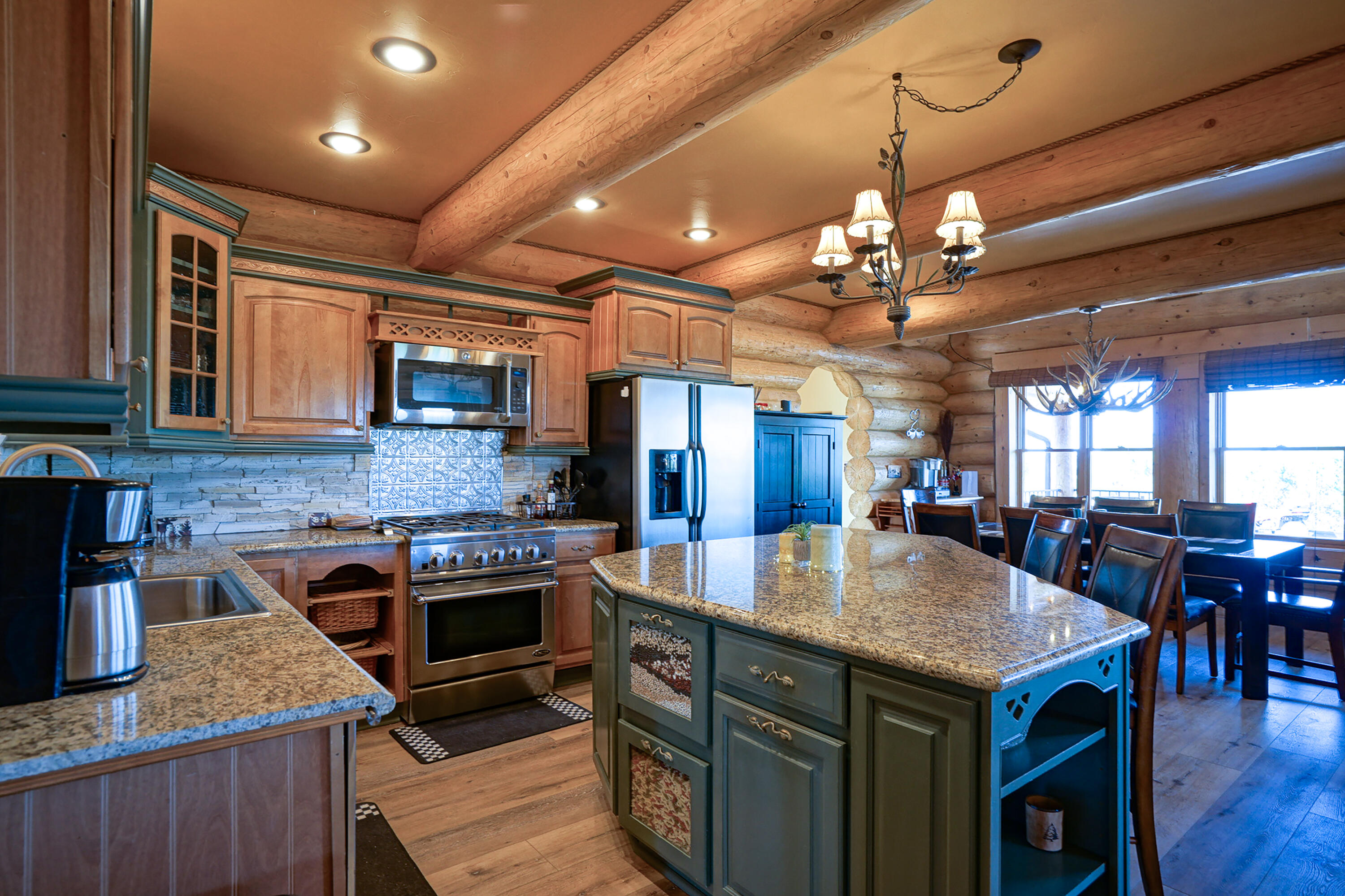 810 Mustang Rd