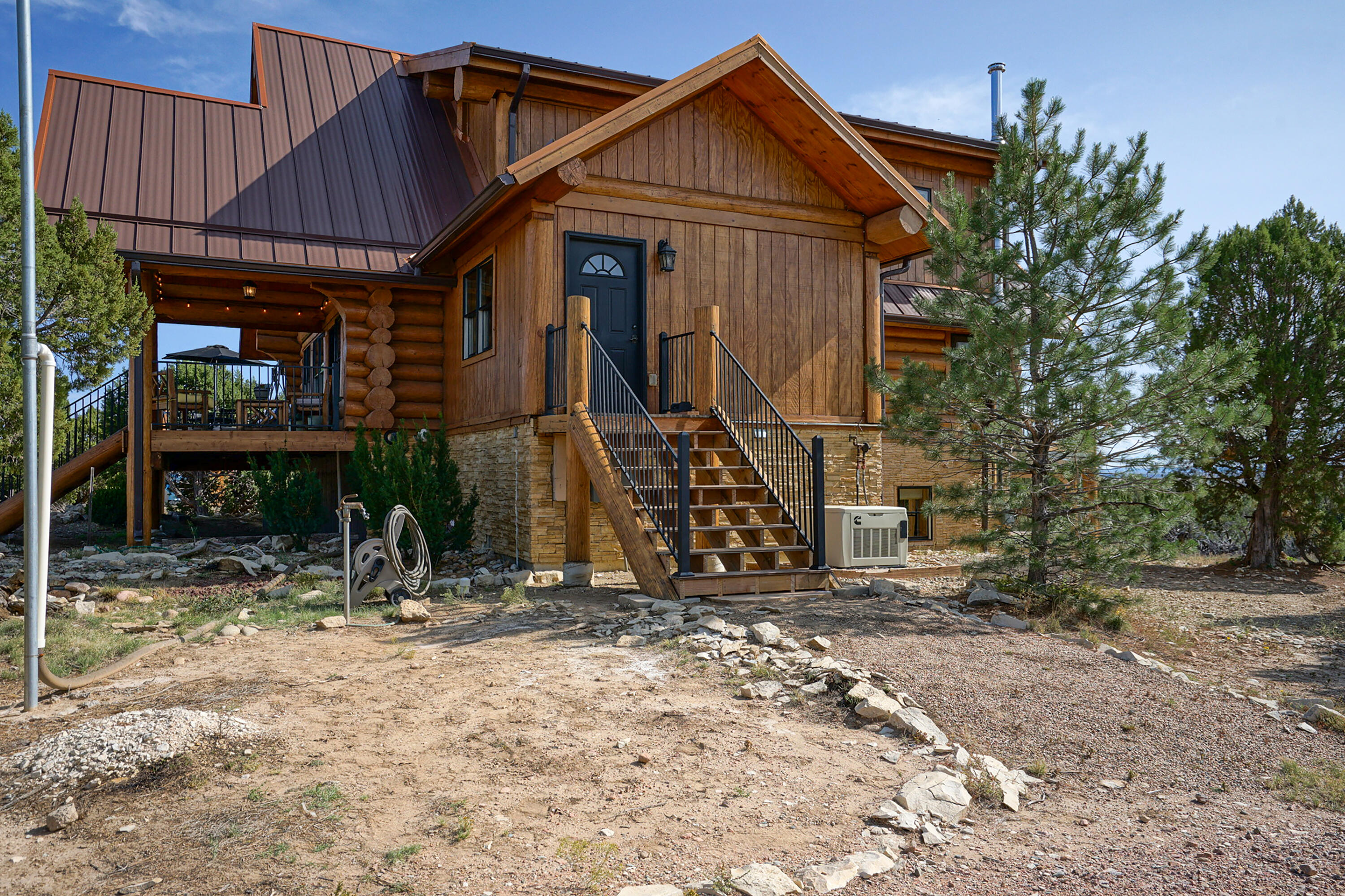 810 Mustang Rd