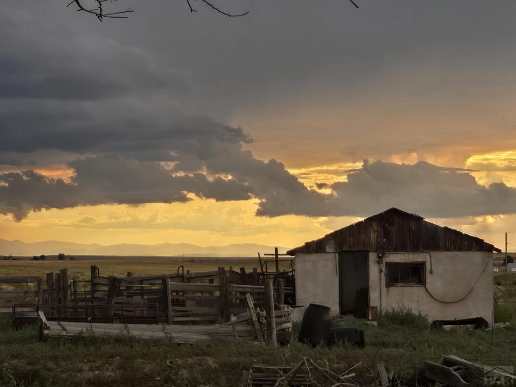 61776 Huckleberry Rd