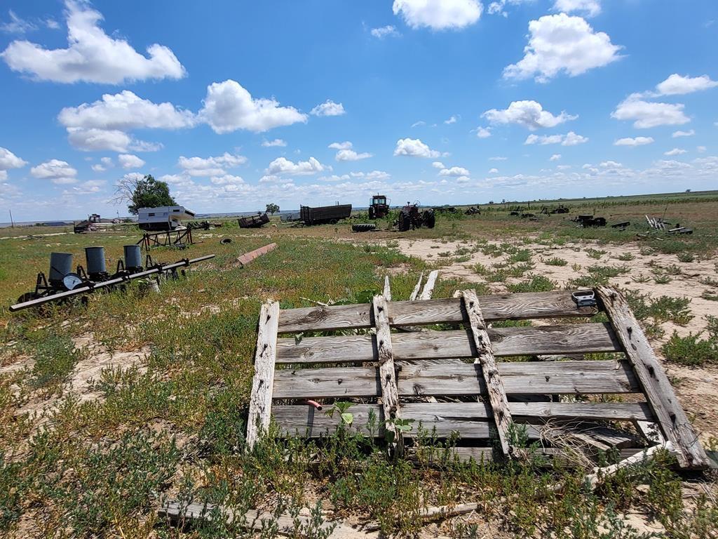 61776 Huckleberry Rd