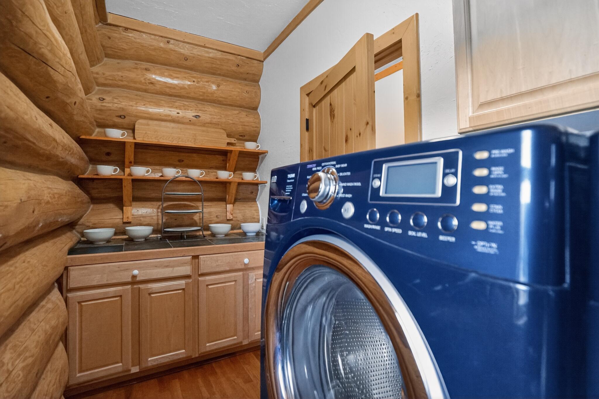 730 Panadero Loop, CO