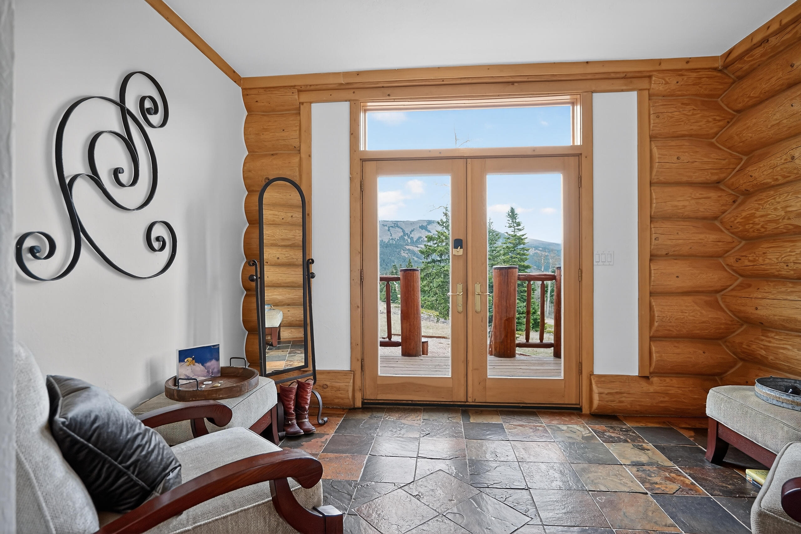 730 Panadero Loop, CO