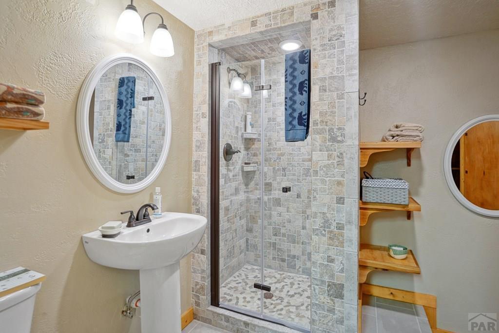 25 Cottonwood Trail, CO