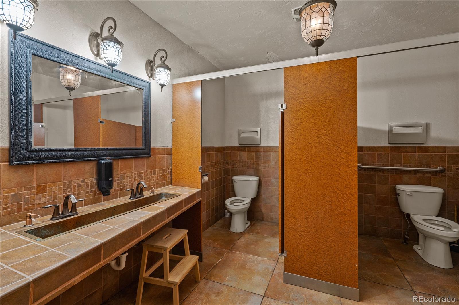 23 E Cuchara Ave