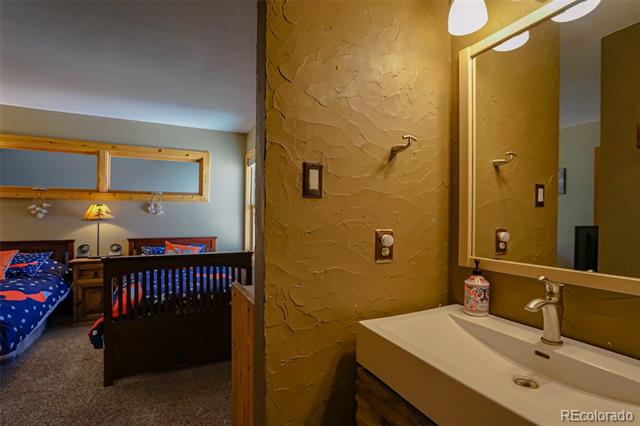 169 Valley Vista Unit: C-4