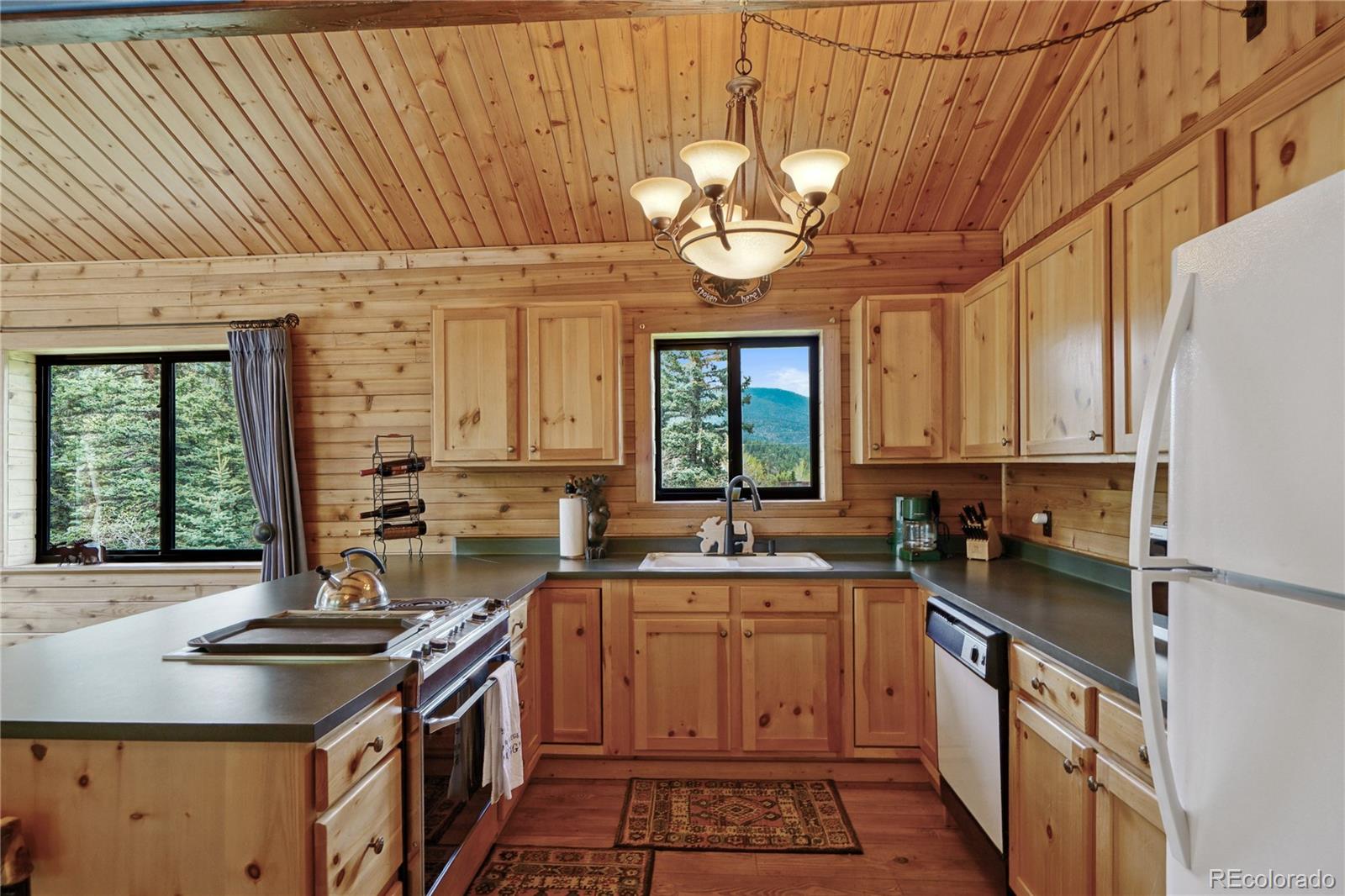 25 Cottonwood Trail