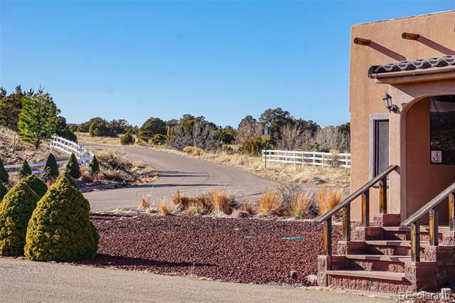 Black Diamond Drive