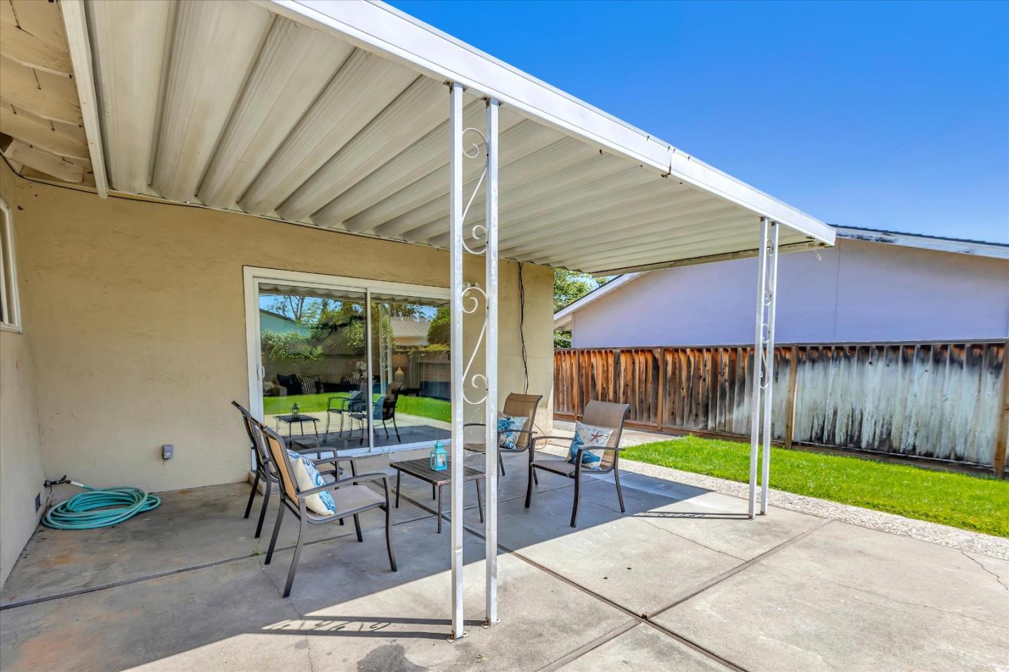 3372 Cadillac Drive