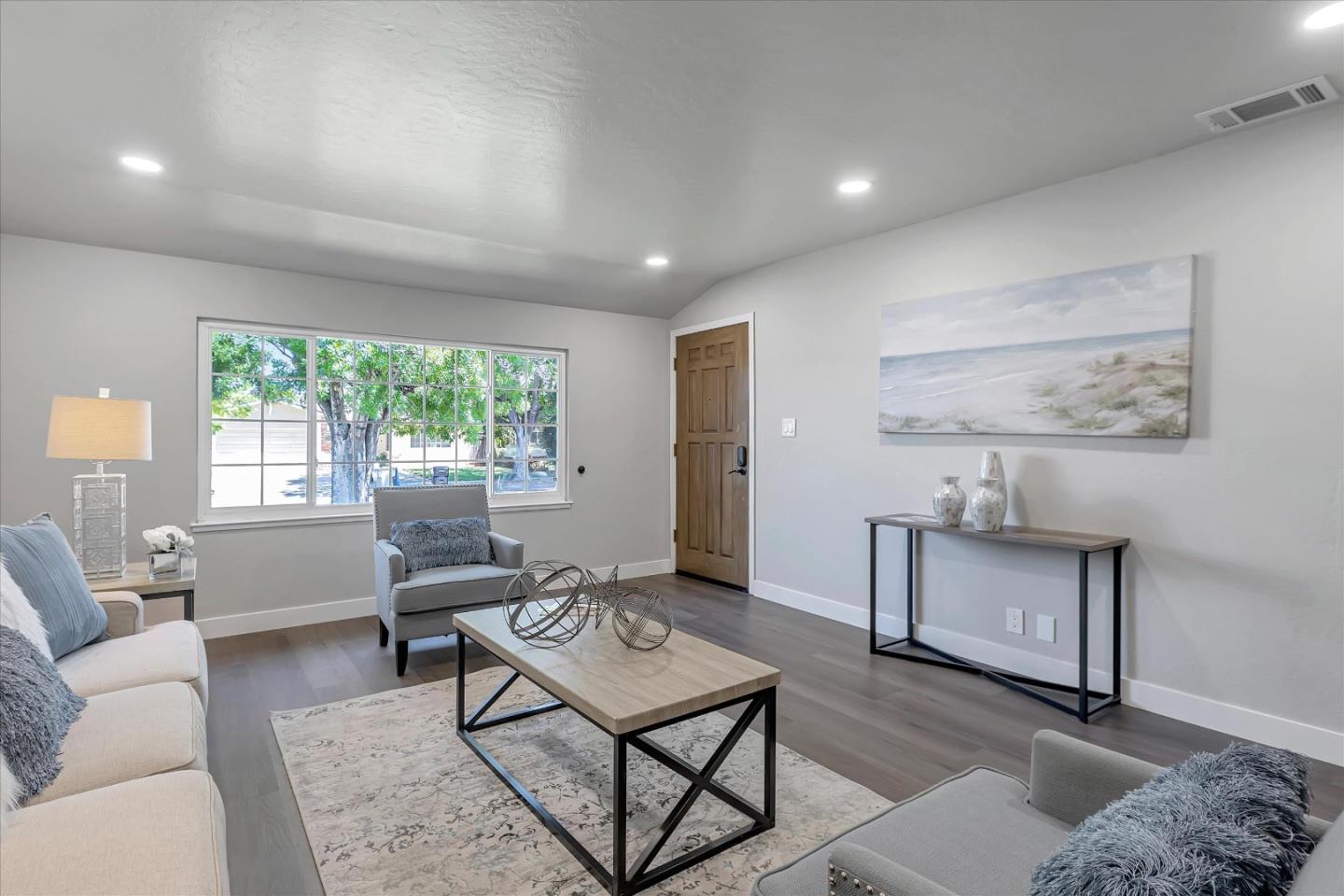 3372 Cadillac Drive