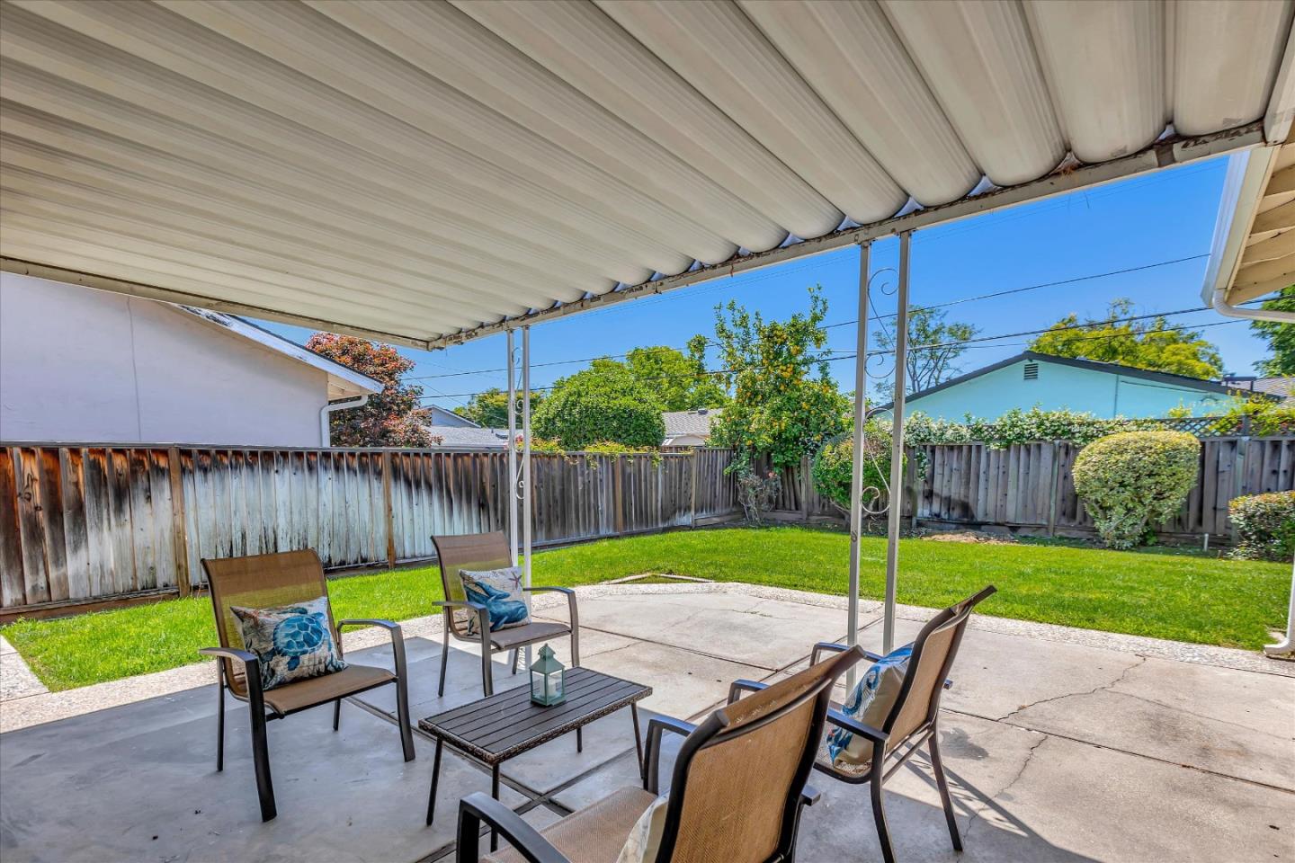 3372 Cadillac Drive