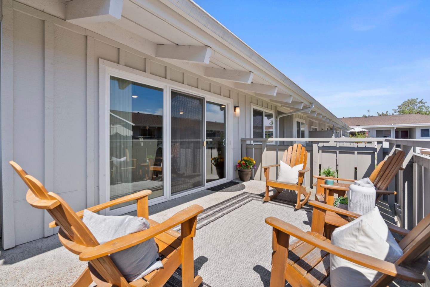 255 South Rengstorff Avenue 52