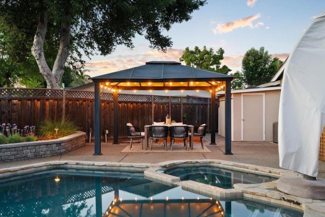 5816 Summerbrook Court