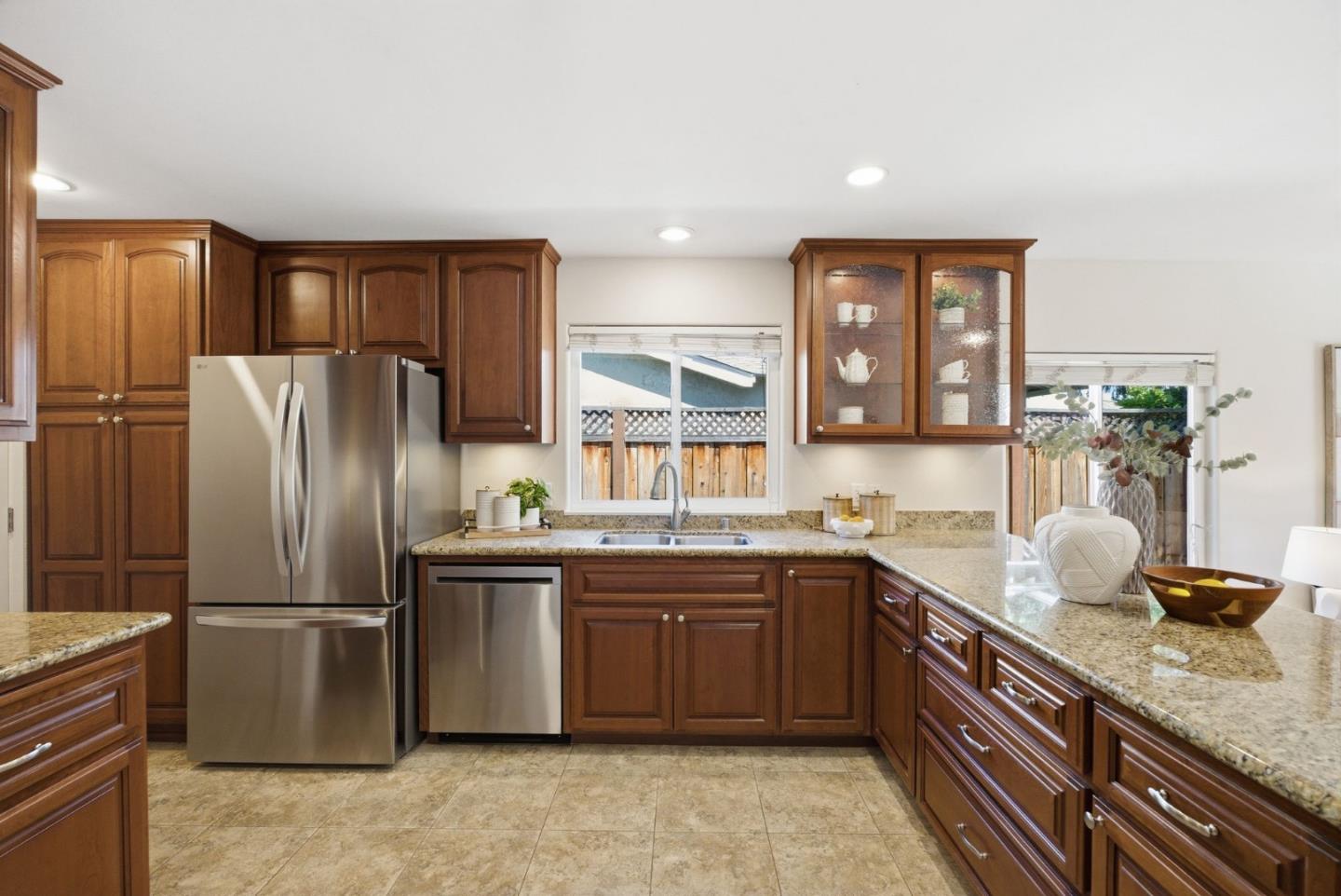 5816 Summerbrook Court