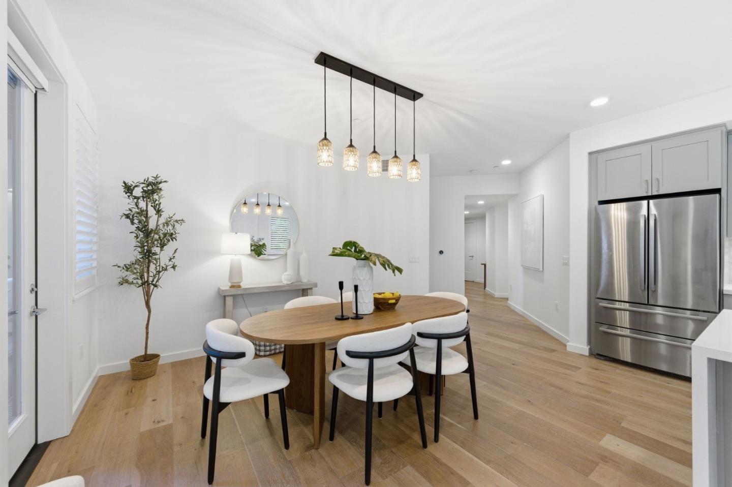 400 El Camino Real 202
