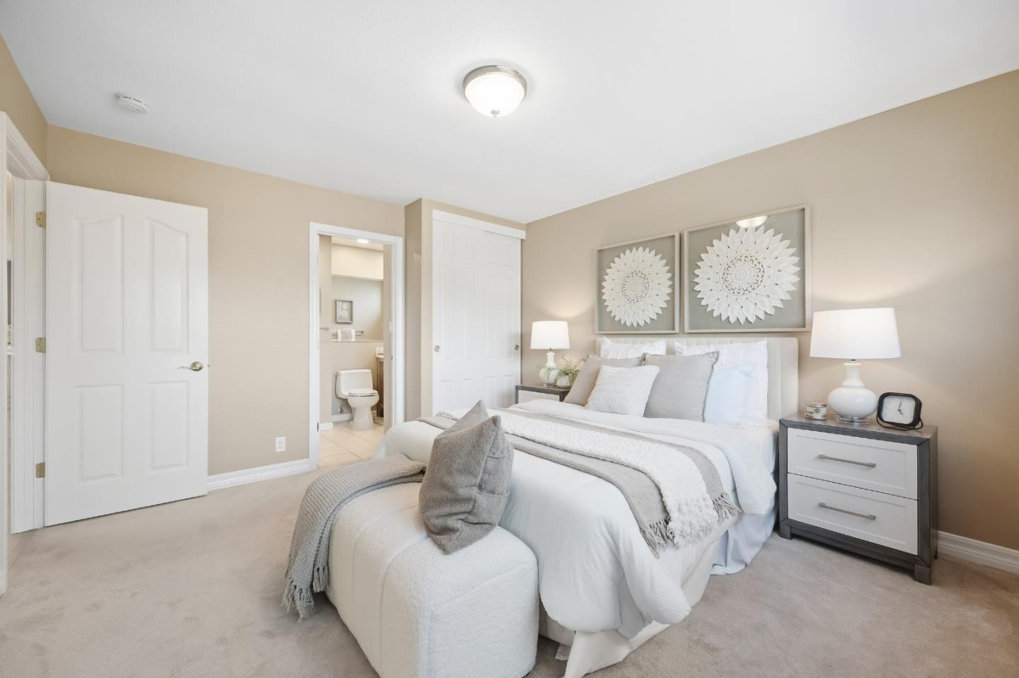 32333 Jacklynn DR