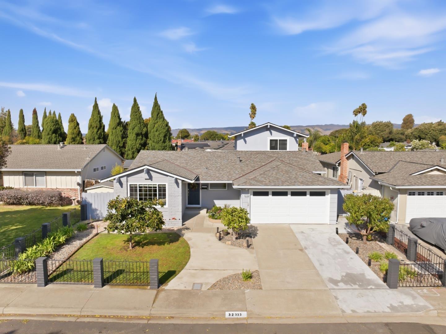 32333 Jacklynn DR