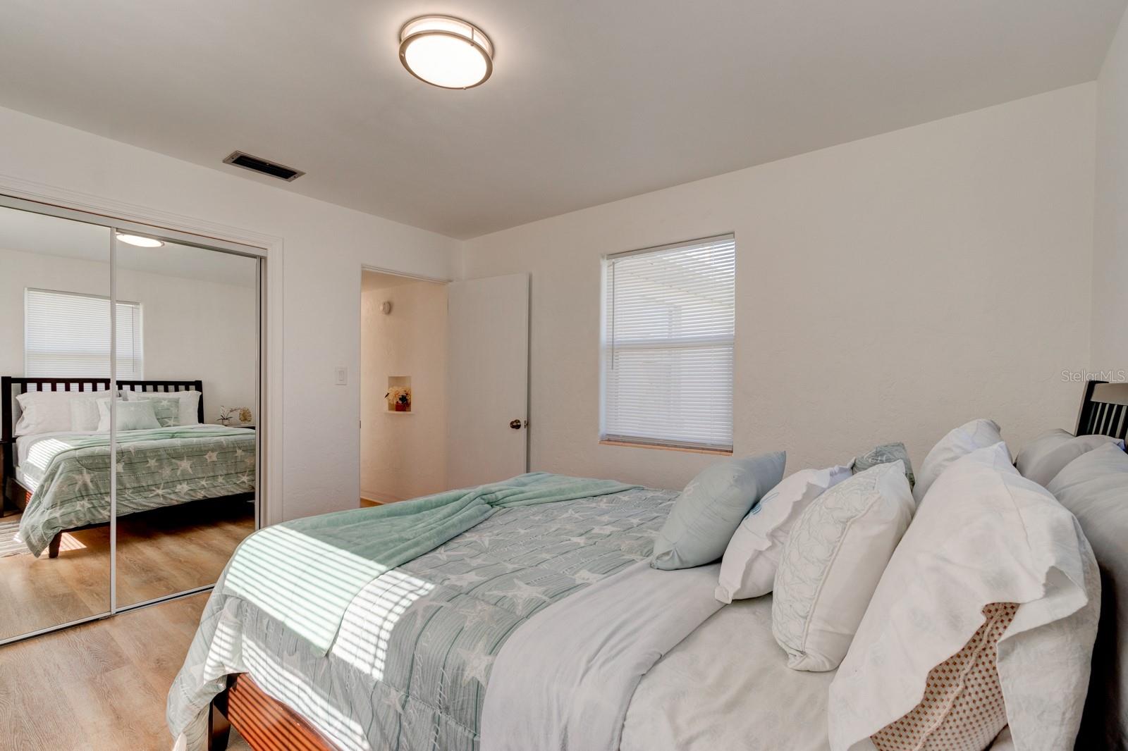 224 BOYLSTON AVE