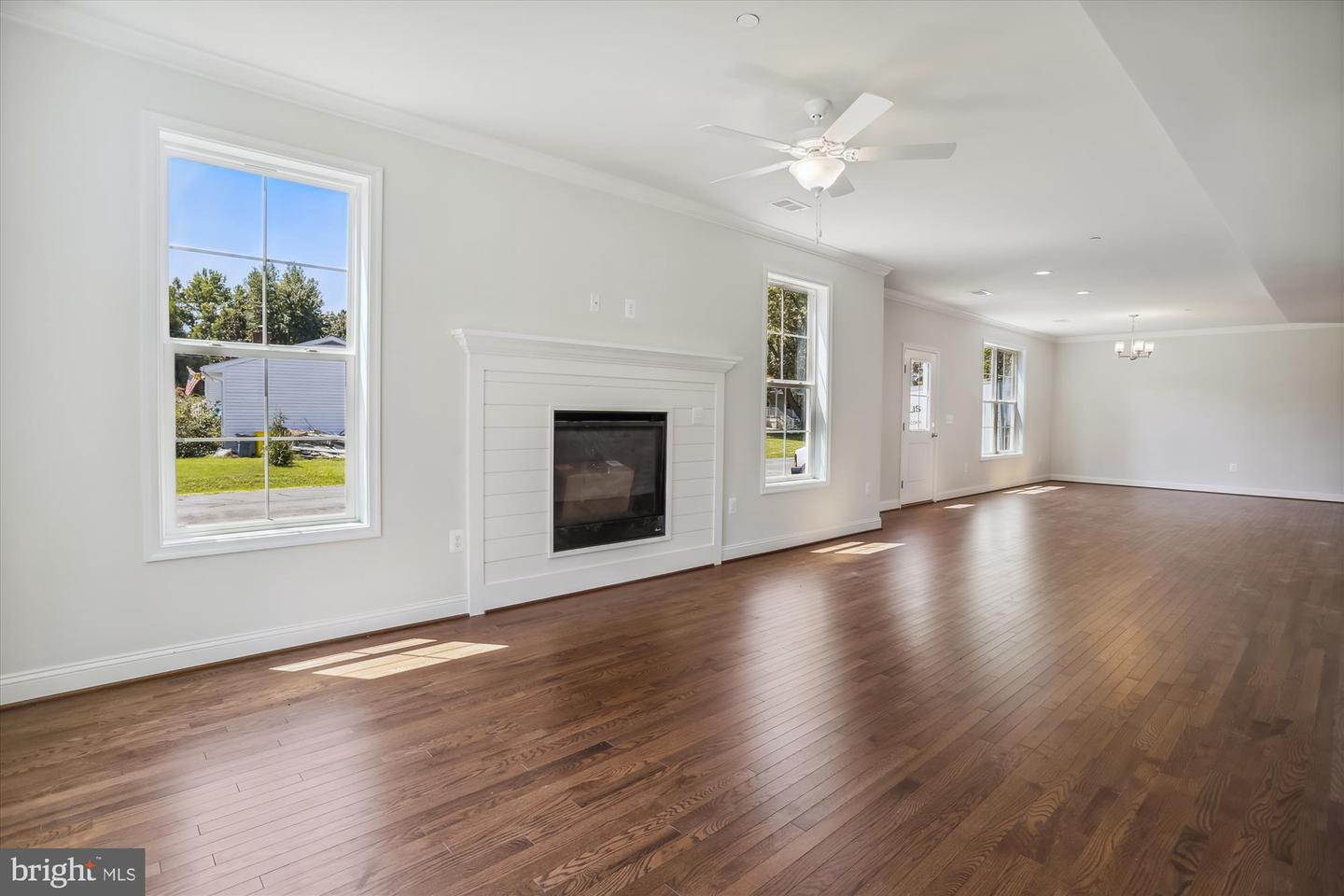 3541 Oak DRIVE
