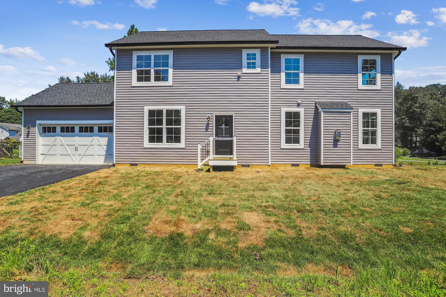 3541 Oak DRIVE