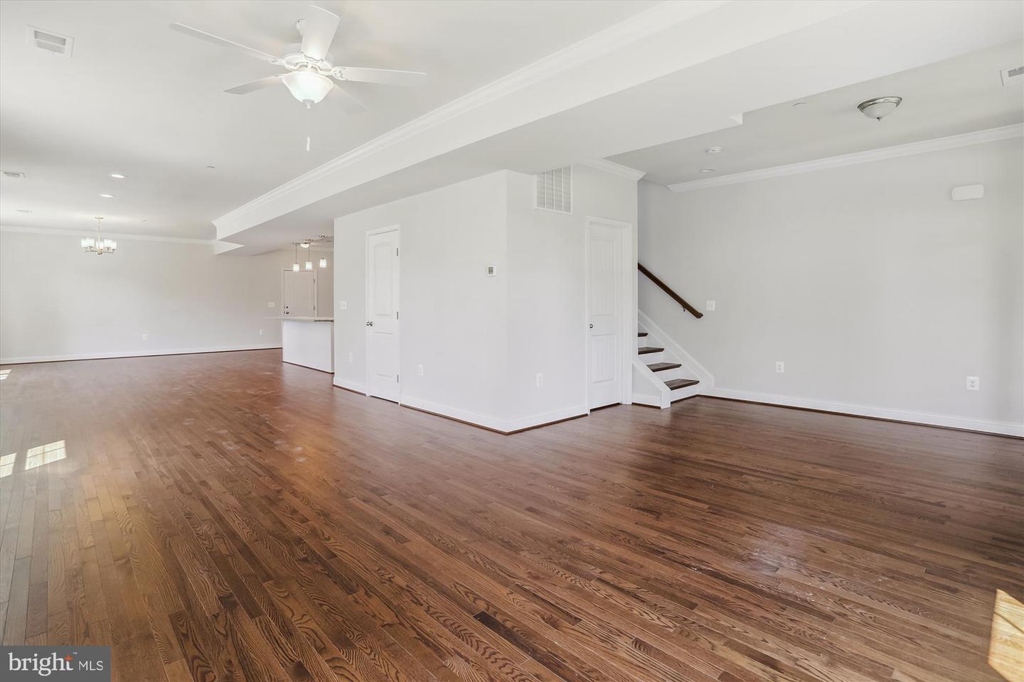 3541 Oak DRIVE