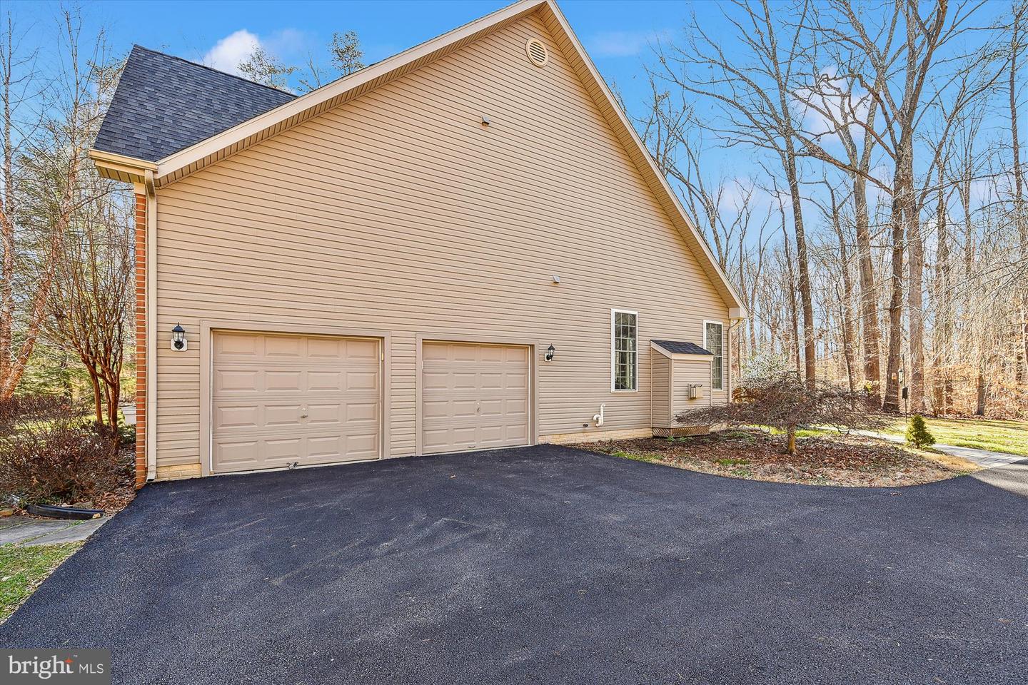 803 Northfield Ln