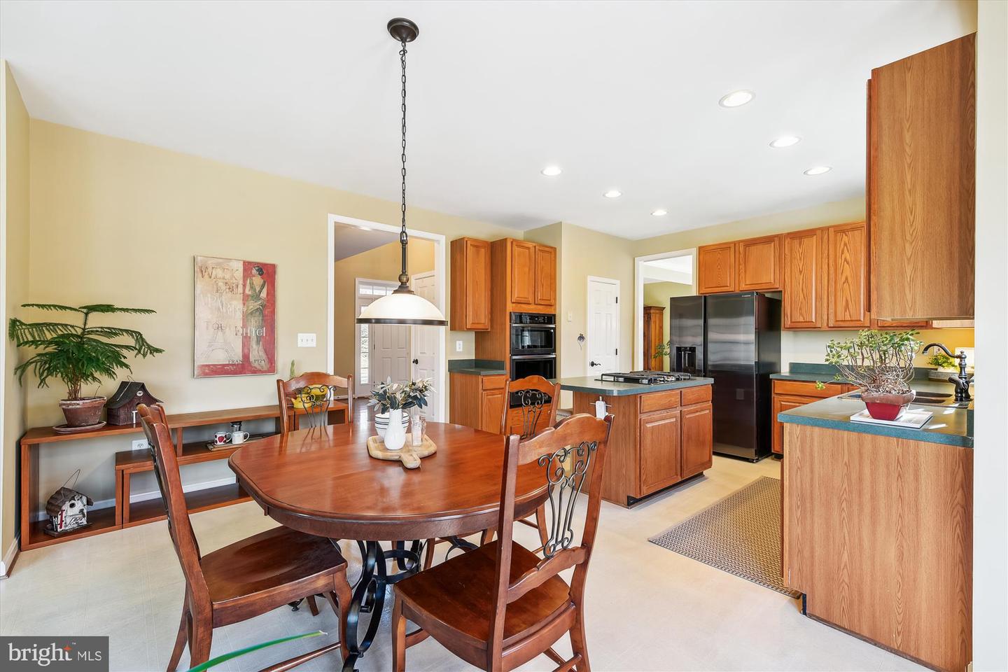 803 Northfield Ln