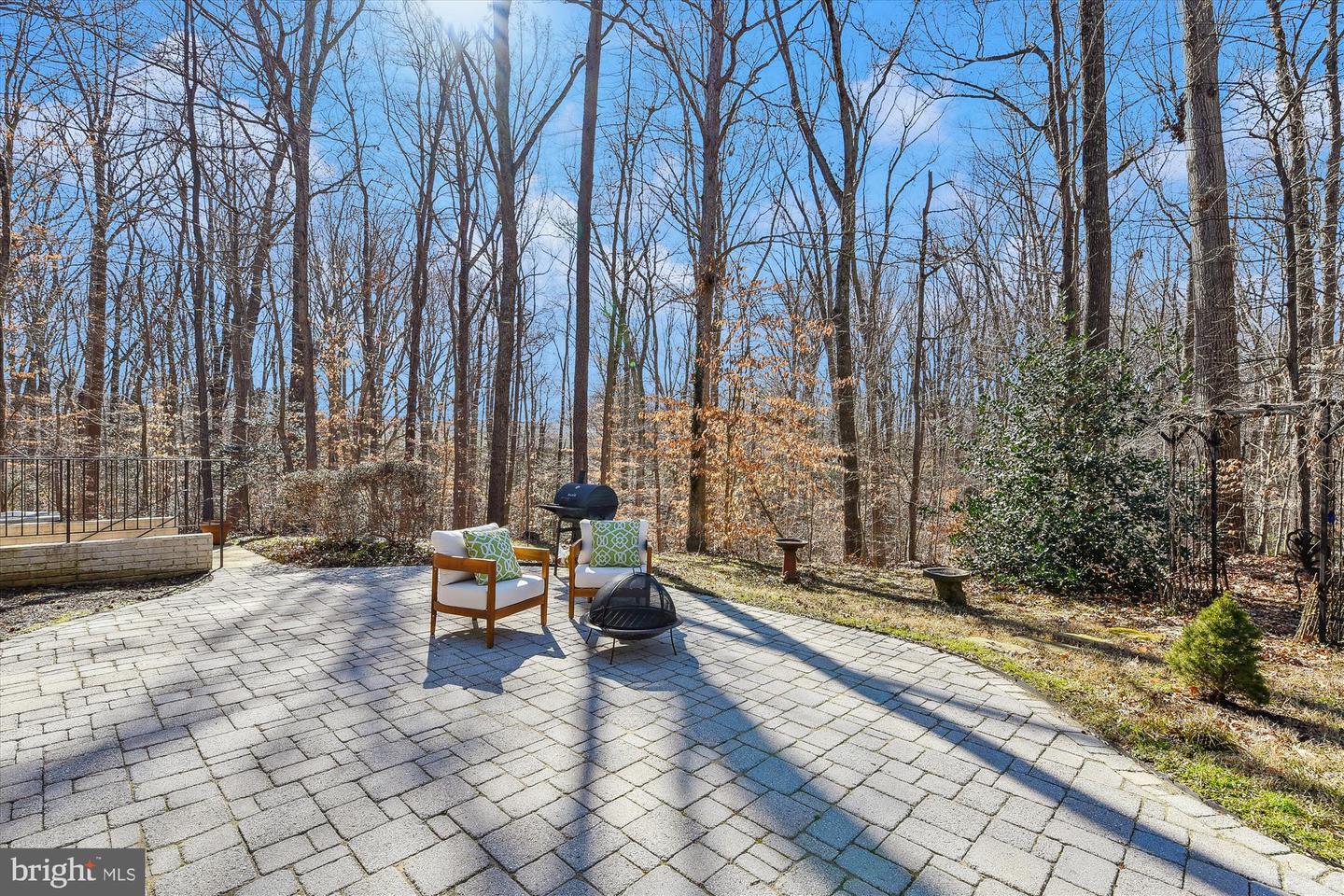 803 Northfield Ln