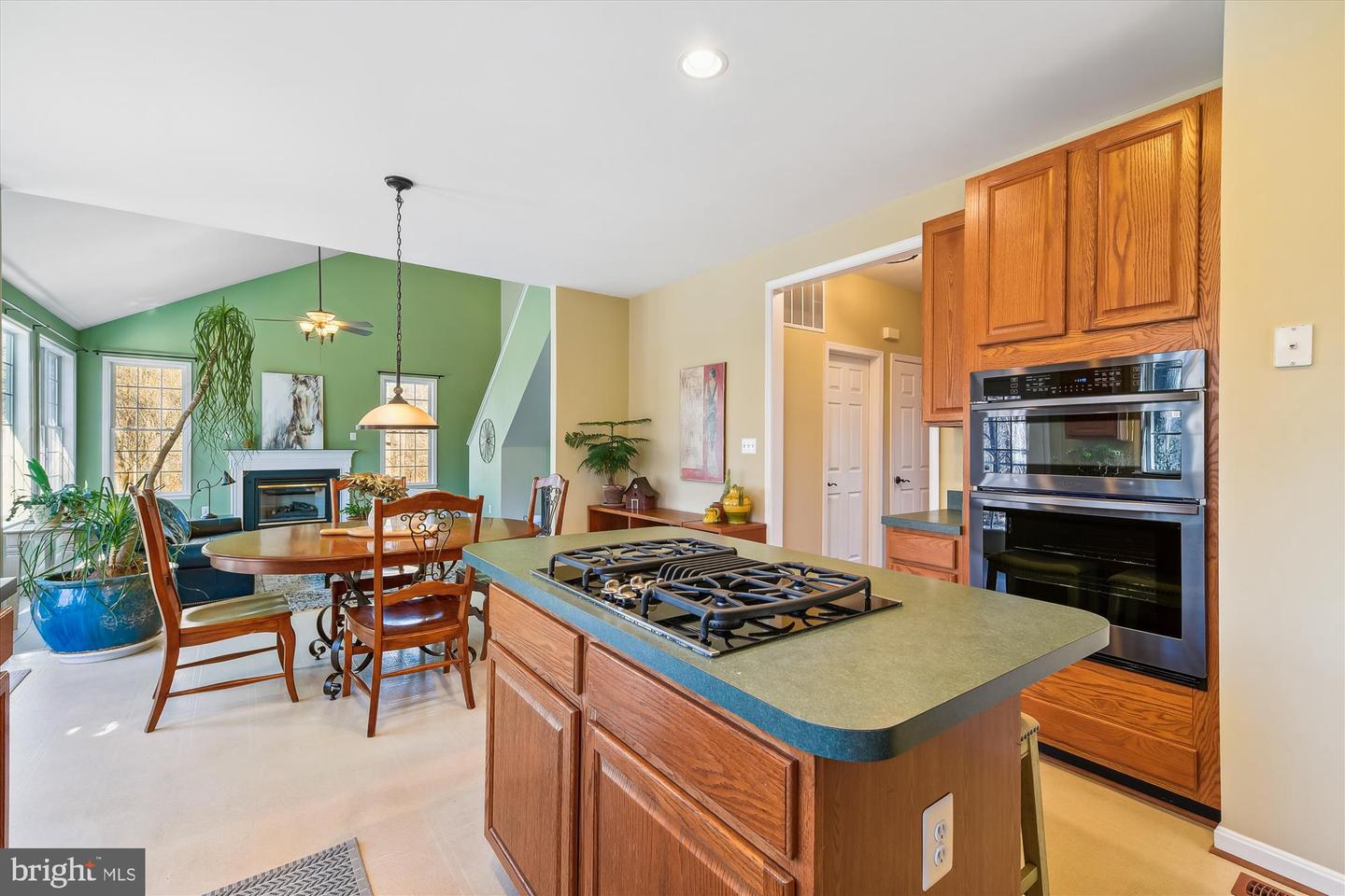 803 Northfield Ln