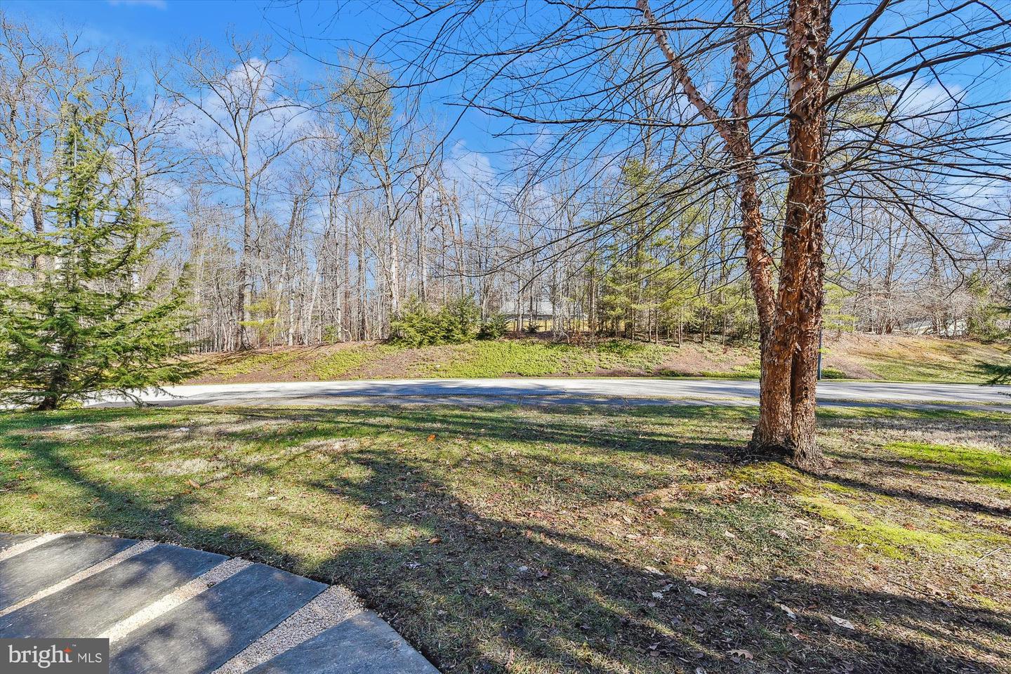 803 Northfield Ln