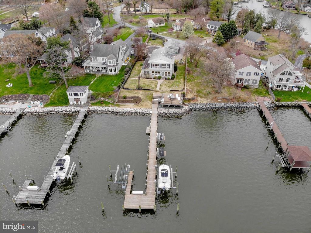 1061 Shore Acres Rd