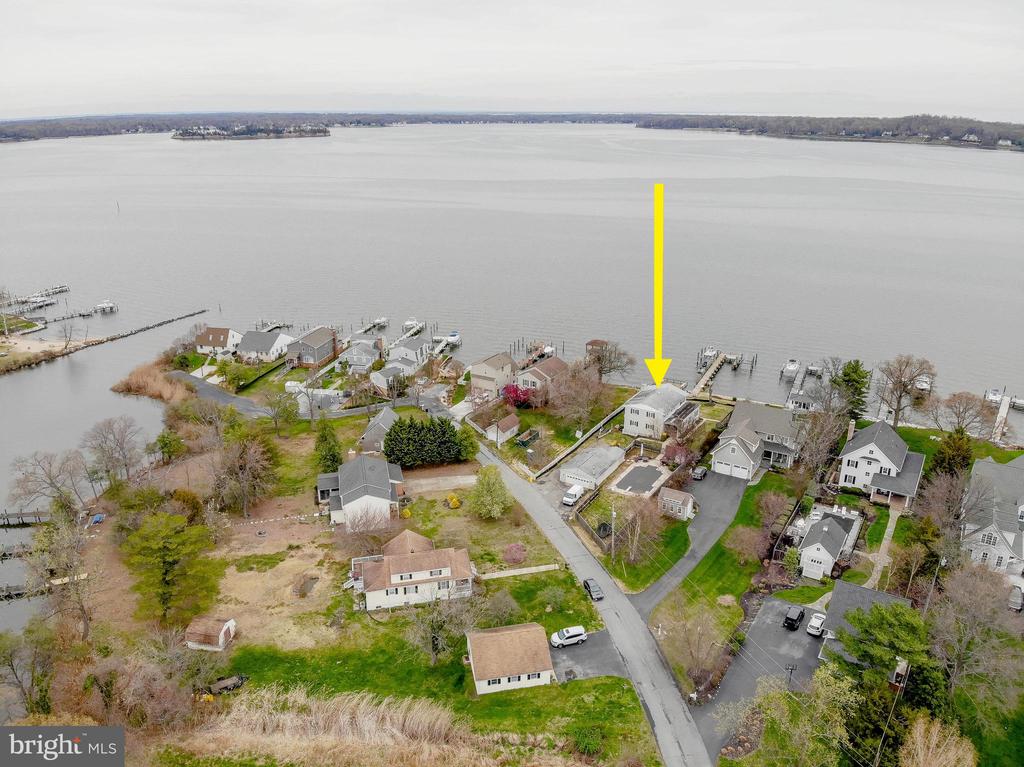 1061 Shore Acres Rd