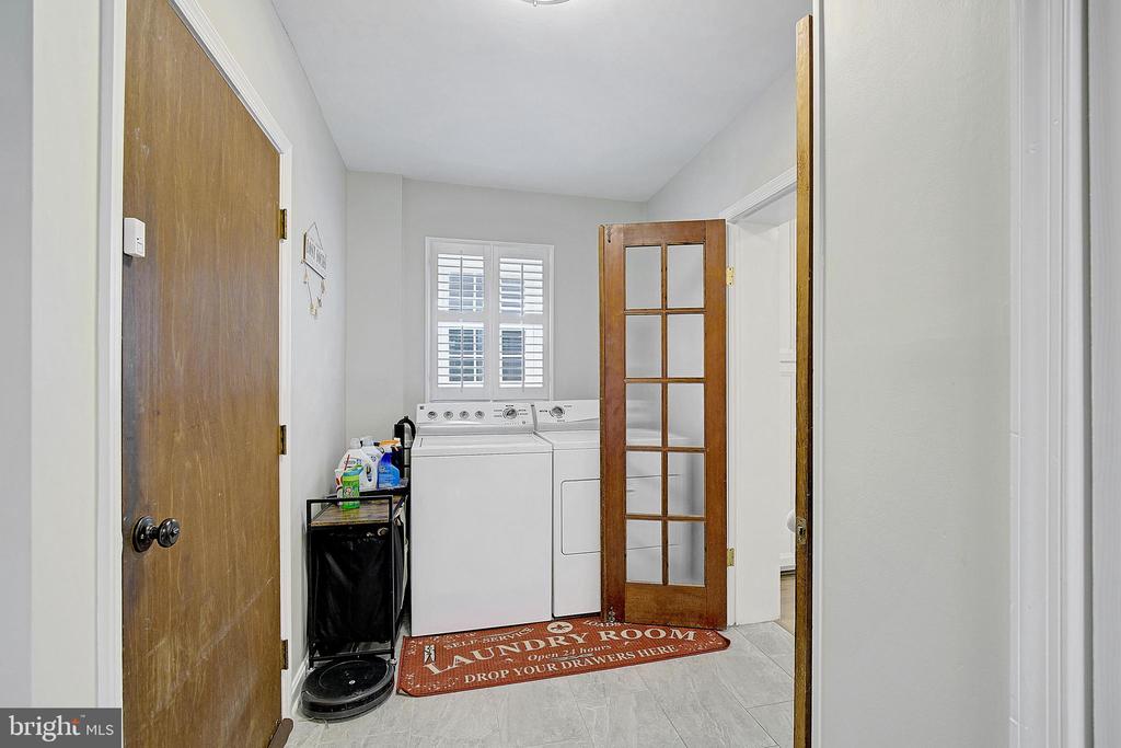 444 Poplar Leaf Dr