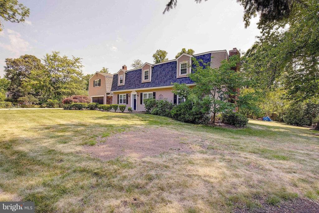 444 Poplar Leaf Dr