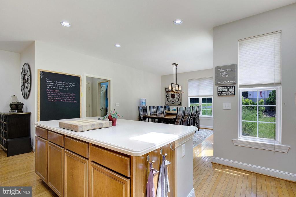3762 Colliers Dr