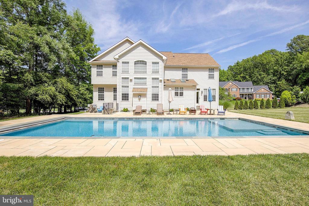 3762 Colliers Dr