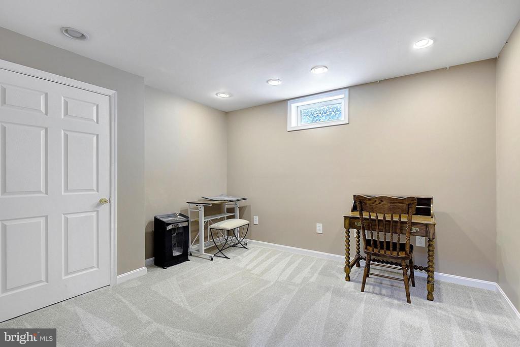 3762 Colliers Dr