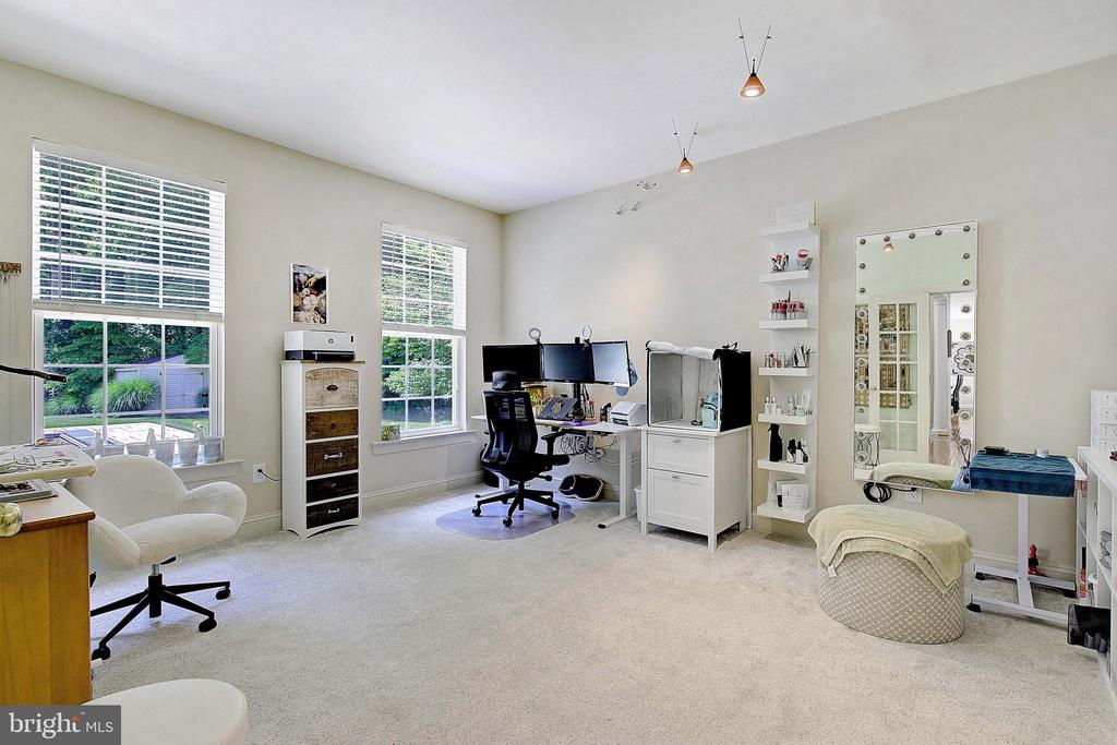 3762 Colliers Dr