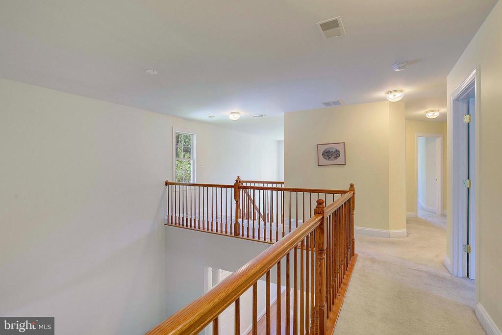 436 Poplar Leaf Dr