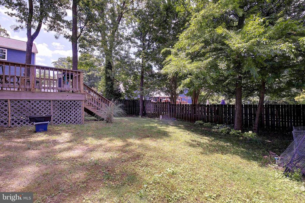 436 Poplar Leaf Dr