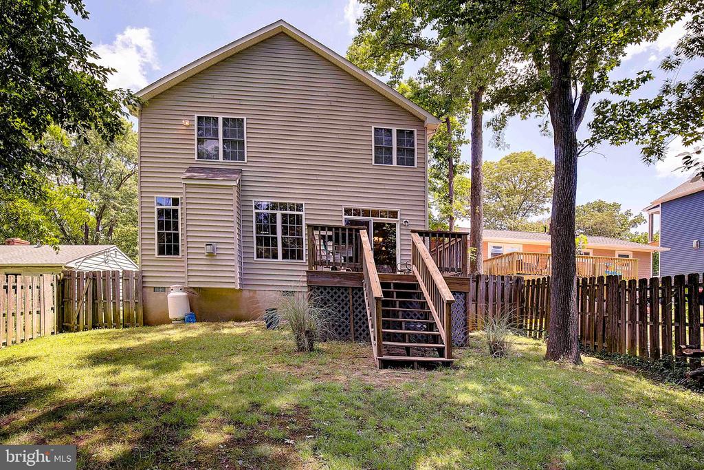 436 Poplar Leaf Dr