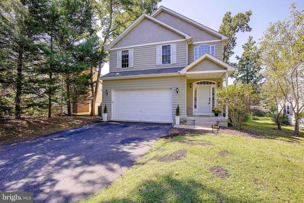 436 Poplar Leaf Dr